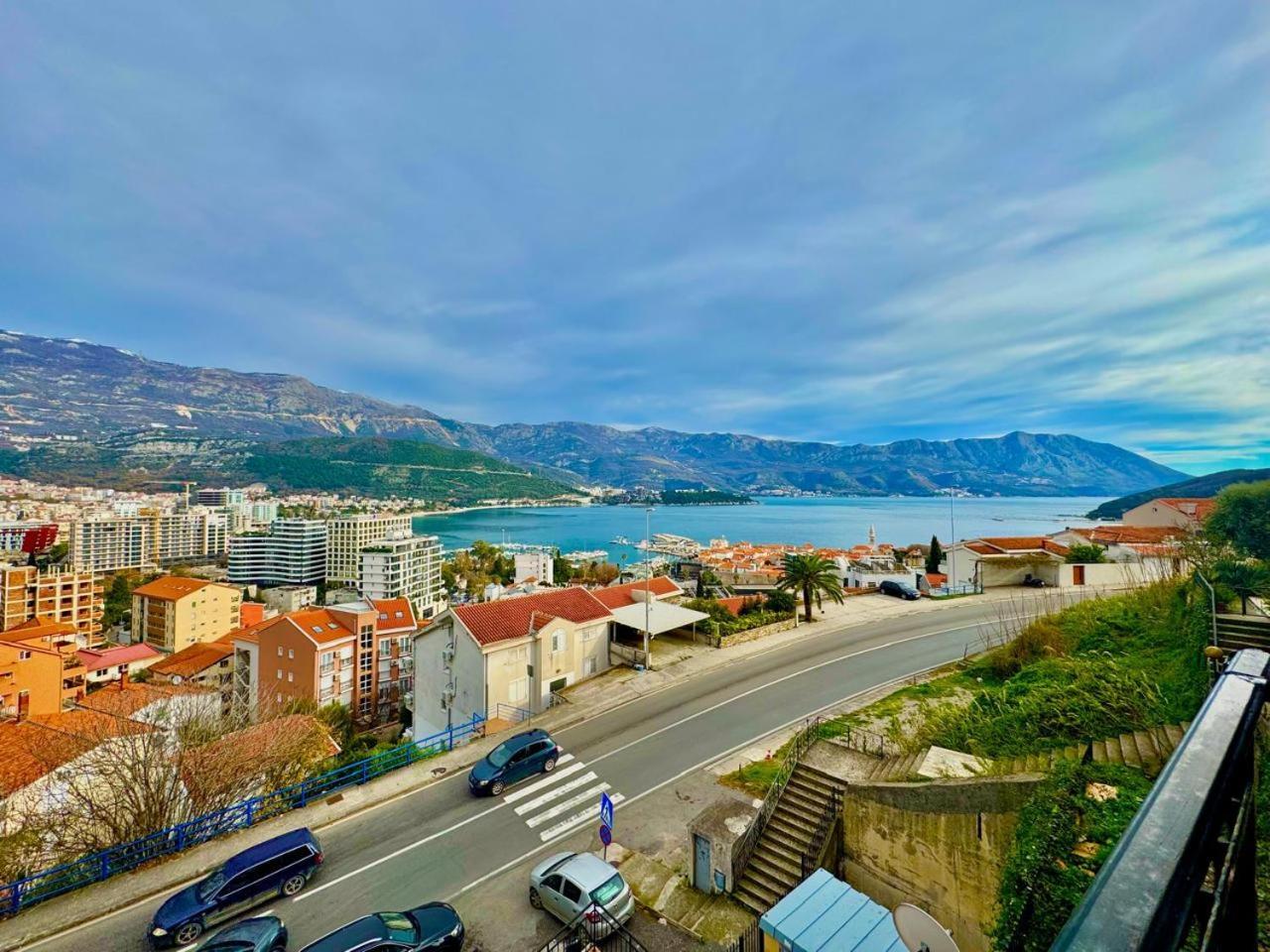 Sea View Studio Terminal Budva Exteriör bild
